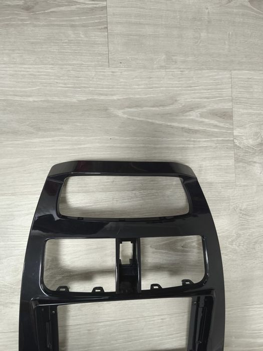 Spark manitor ramka 9