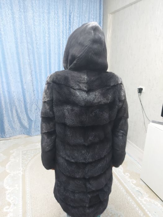 Продам норковую шубу