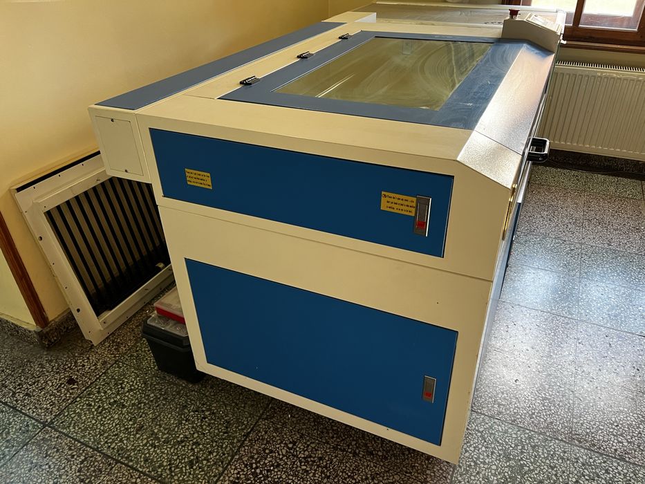 CO2 Лазер 90х60см 80W с ротация