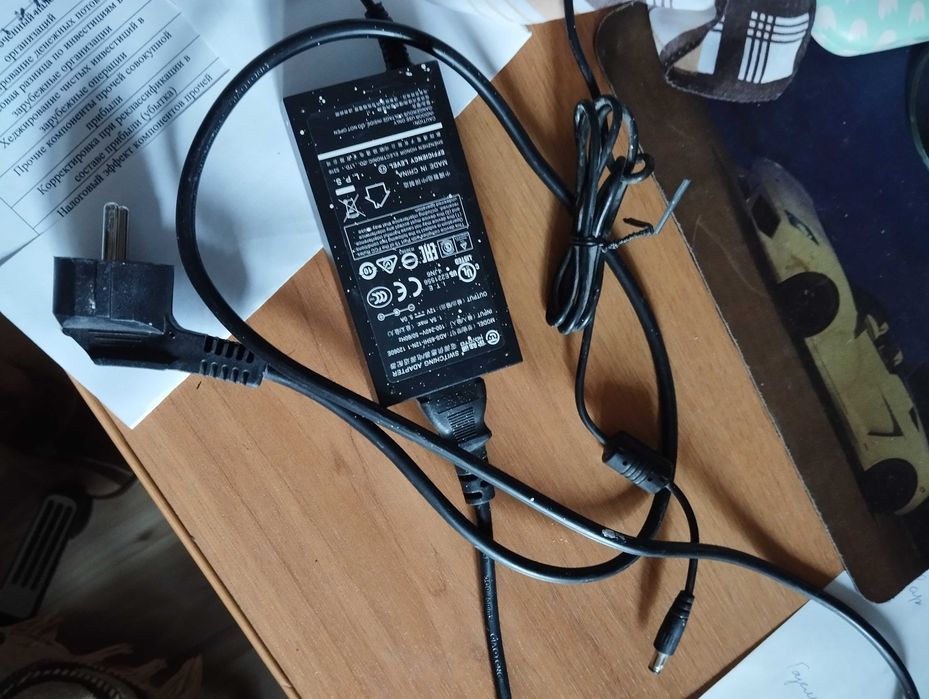 Зарядное устройство для ноутбука