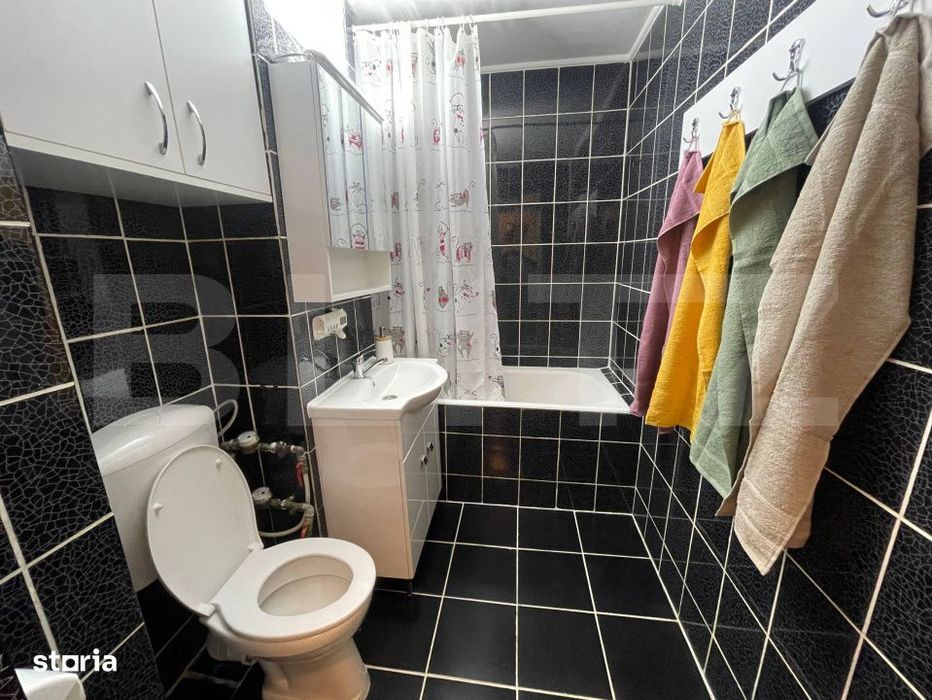 Apartament 3 camere, 70 mp, zona Decebal
