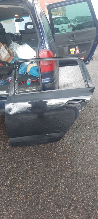 Задна лява врата за шкода октавия  три