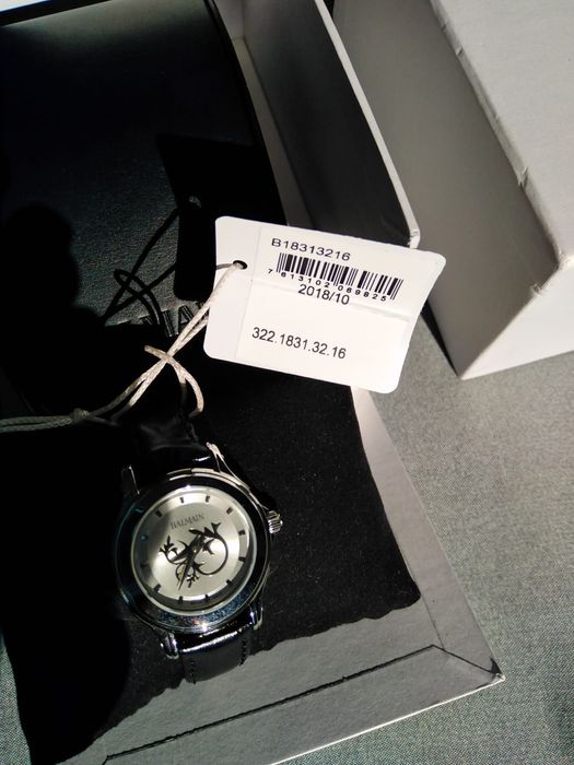 Часовник Balmain