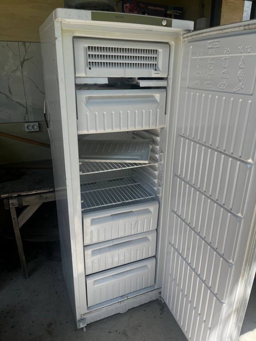 Морозильник INDESIT