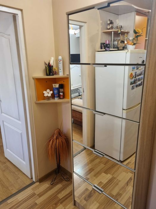 Închiriez apartament 2 camere