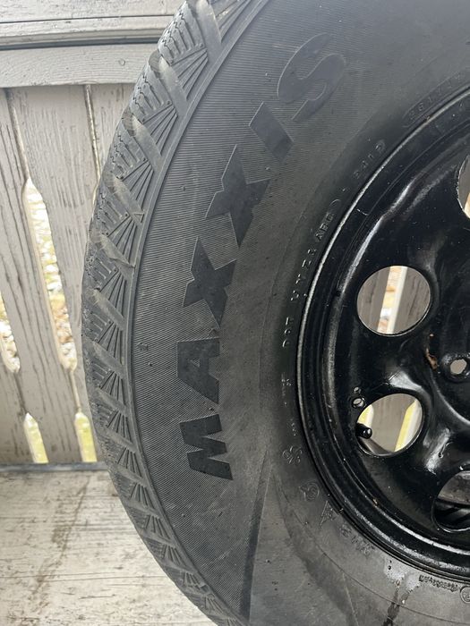 Jante oțel + Anvelopă Iarnă Maxxis Suzuki Jimny