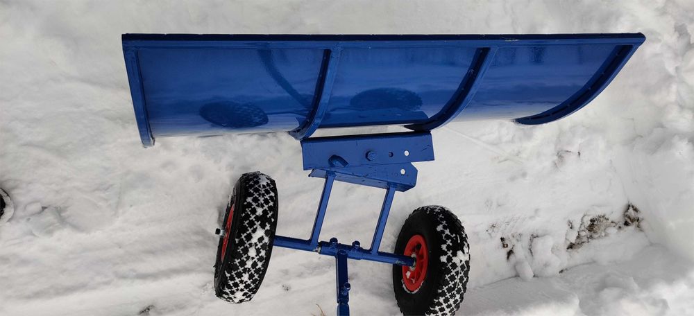 Plug de curat zapada cu roti lopata lama manuala