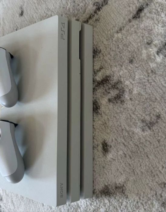 Продам пс 4 про салам