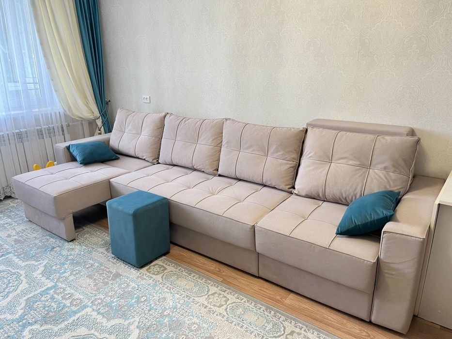 Продам диван в гостиную