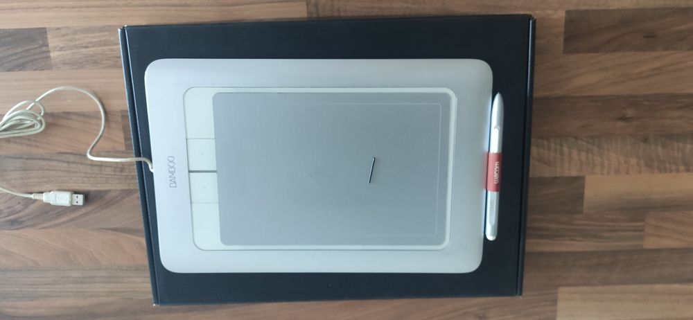 Tableta grafica Wacom Bamboo FUN Pen & Touch Medium CTH-661-EN