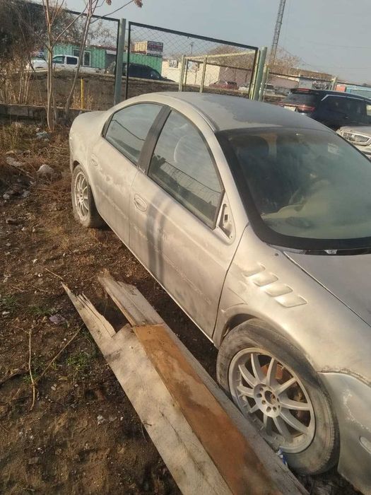 Автомобиль Dodge Neon