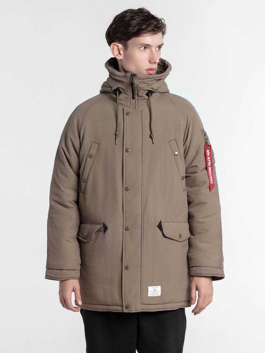 Alpha Industries куртка или парка Размер L Новая !!!
