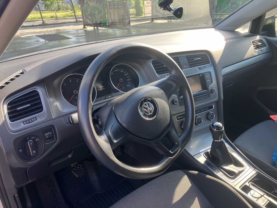 VOLKSWAGEN Golf 2013 — imagine 5