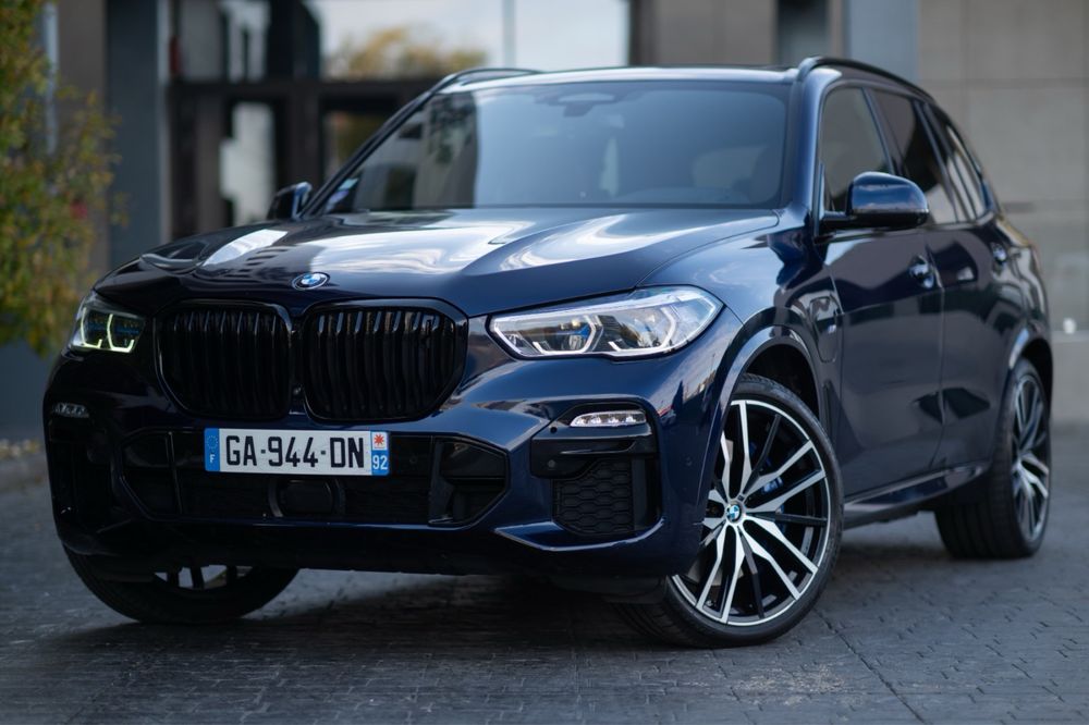 BMW X5 2021 — imagine 2