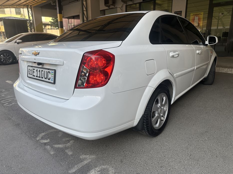 Chevrolet Jentra