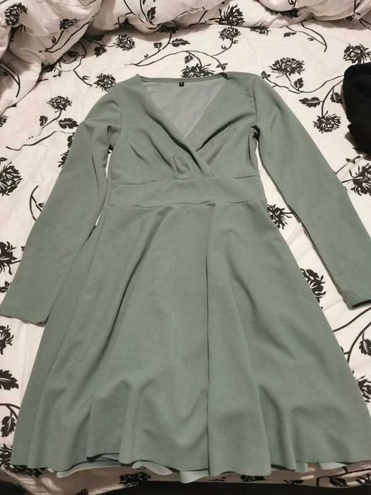 Rochie cu maneca lunga