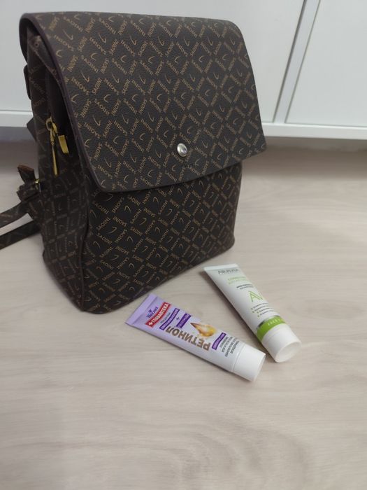 Продам все за 1500