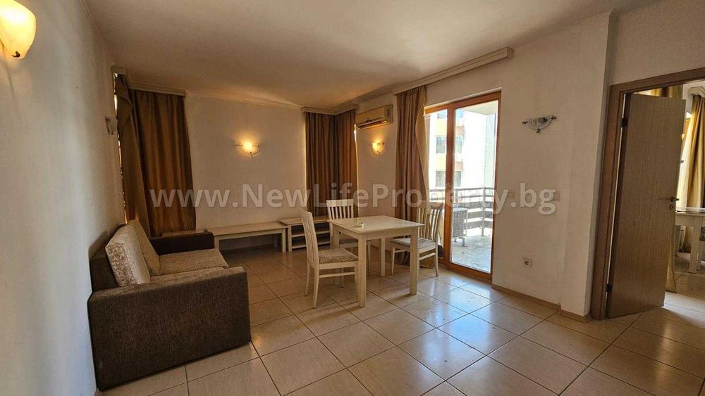 Продава се Тристаен апартамент в к.к. Слънчев бряг - 74 кв.м за 600 €/кв.м - Снимка #2