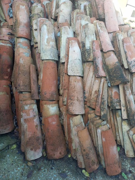 Продавам цигански керемиди