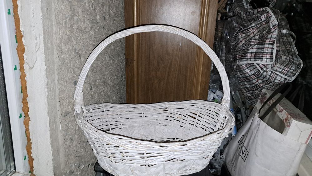 Карзинка плетёная