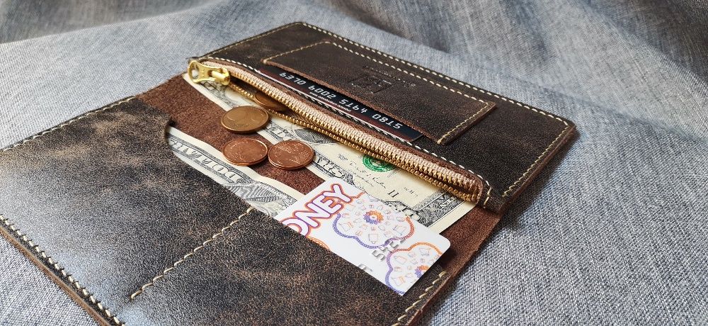 Портфейл от естественна кожа ръчна работа