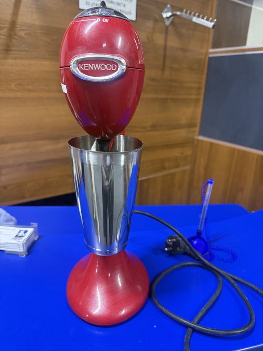 Продам миксер kenwood