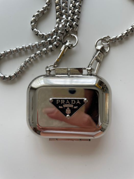 CHANEL чанта аксесоар