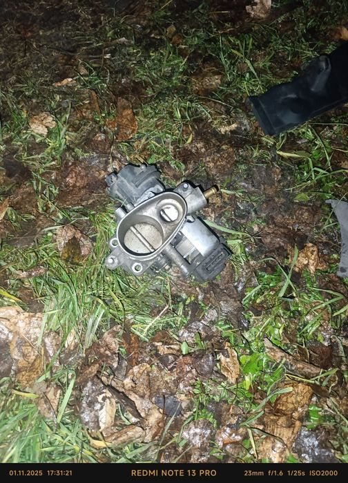 Пластик на двигатель ауди 2.6 или 2.8.