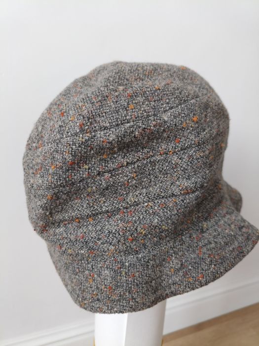 Продам шерстяную,стильную шляпу