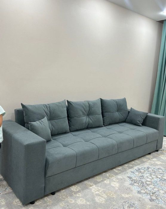 Диван для дома и гостиной