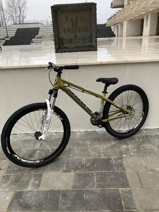 Vand Dirt jumper Drag c1