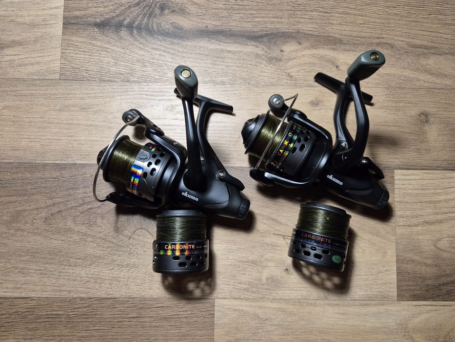 Vând 2 Mulinete  Okuma Carbonite XP Baitfeeder 4000