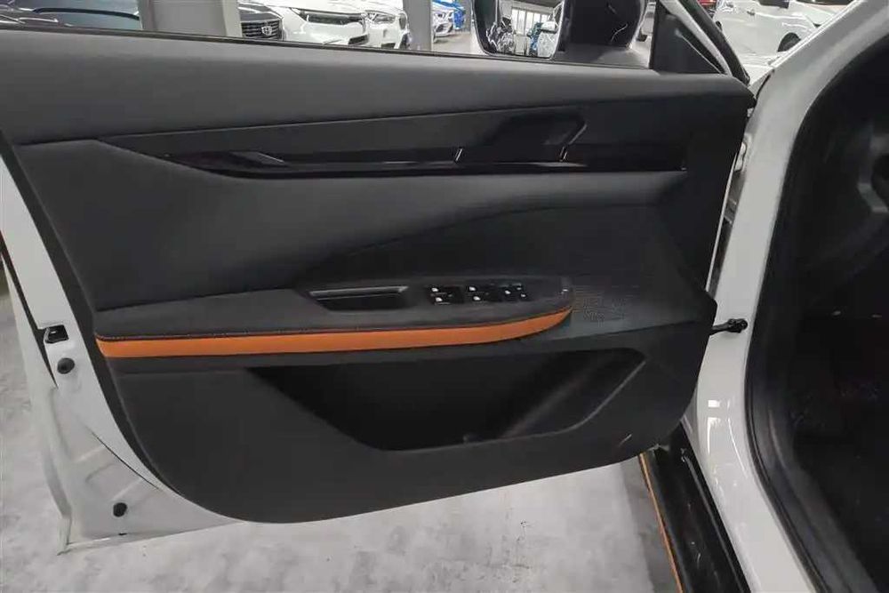 Changan UNI-V 1.5T Sport