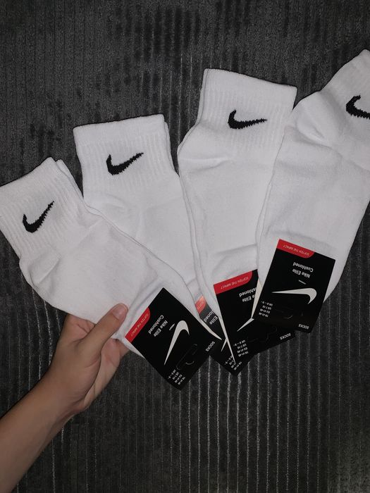 Set 6 perechi Șosete Nike la DOAR 49 LEI