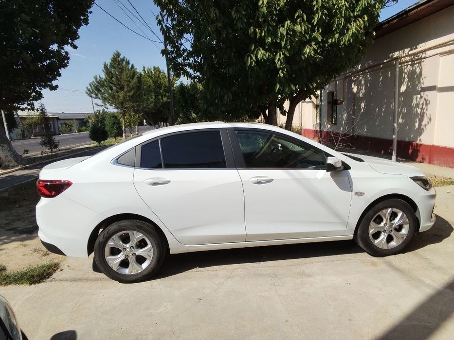 Onix premier  2025