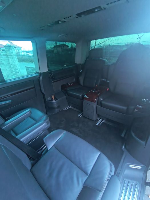 Vând Multivan BISSNIS mașina foarte rară 109000km