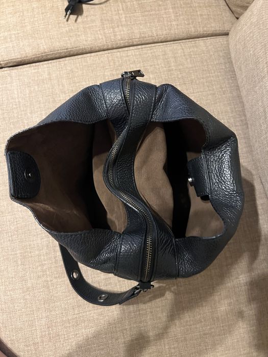 Дамска кожена чанта + подарък