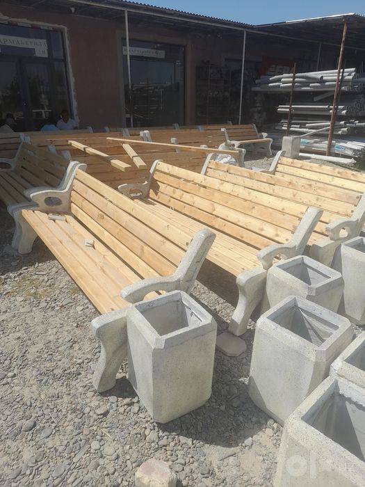Skameyka va musir urna 400.000