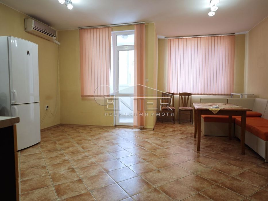 Дава се под наем Двустаен апартамент в Варна, Лятно кино Тракия - 60 кв.м за 428.91 € - Снимка #2