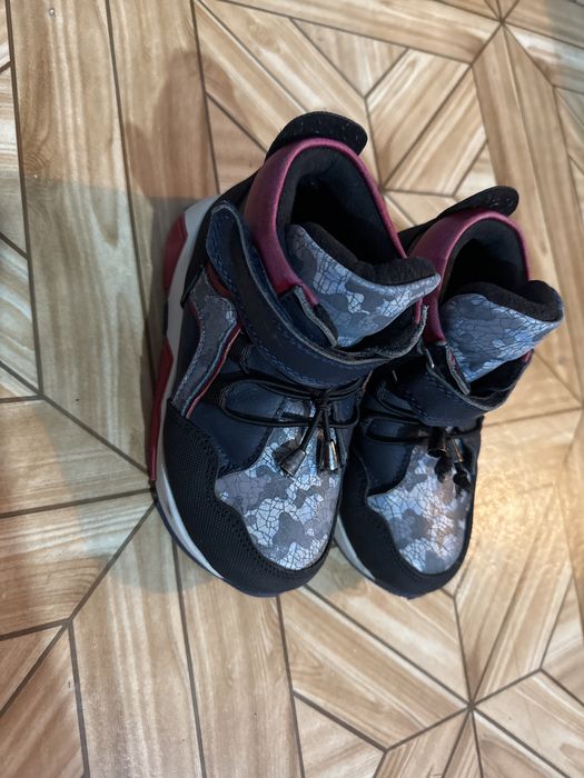 Детские демисезонные ботинки, размер 25