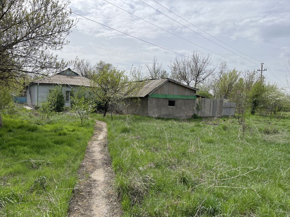 Дом с земельным учаском