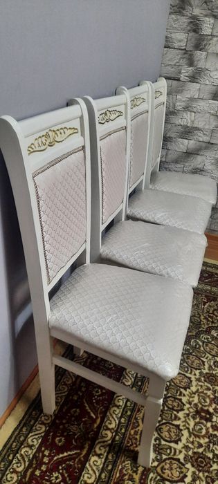 Новые стулья, 4 шт