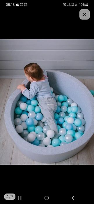 Продам бассейн с шариками в отличном состоянии