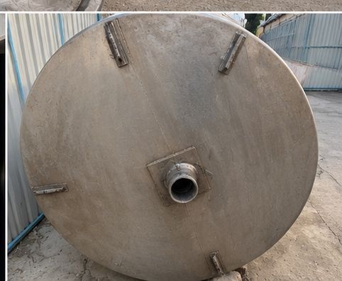 Ёмкость из нержавейки. Объем 2200 литр