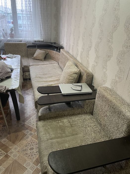 Продам диван в хорошем состояний