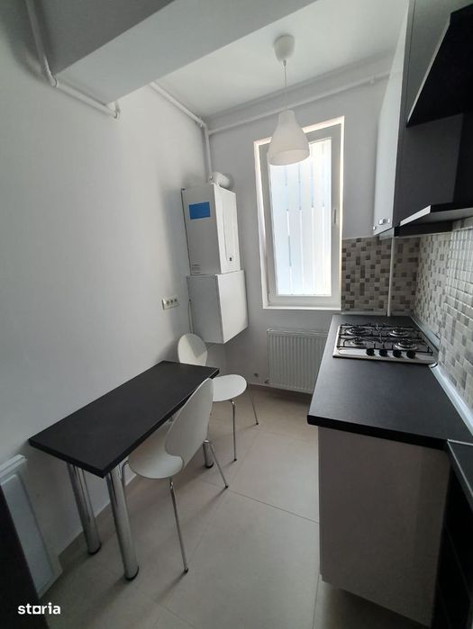 Închiriez 3 camere in Otopeni zona parcul Unirii