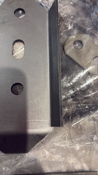 Placi intarire armare sasiu reparatie fisuri ranforsare sasiu bmw e46