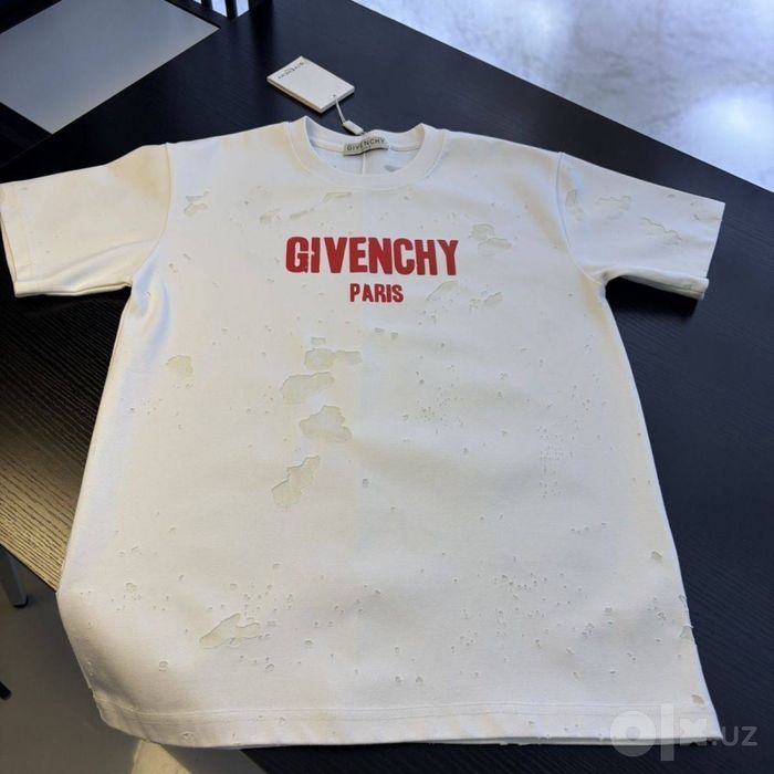 Футболки хорошего качества от бренда GIVENCHY