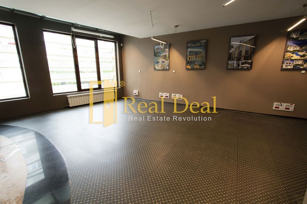 Дава се под наем Офис в София, Лозенец - 255 кв.м за 1200 € - Снимка #10