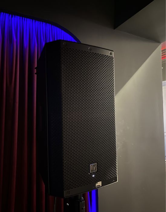 Продается Активные Electro-Voice колонки срочно
